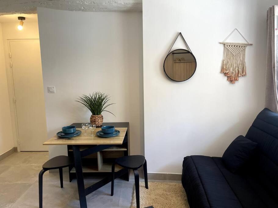 Apartamento Petit Cocon Douillet Climatise Pour 2 Pers La Crau Exterior foto